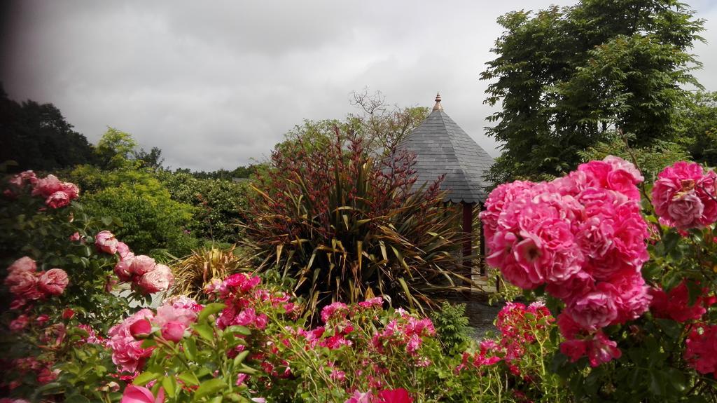 Gite Atypique Dans Une Chapelle Briec Buitenkant foto